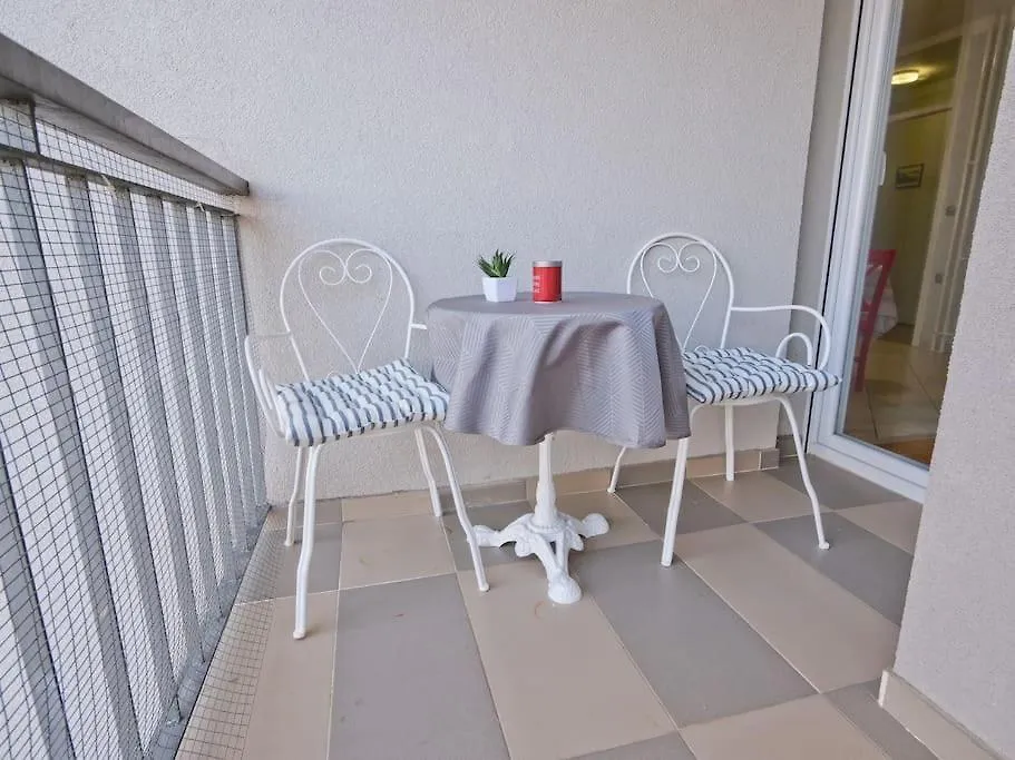 P&C Zadar Apartment 0*,